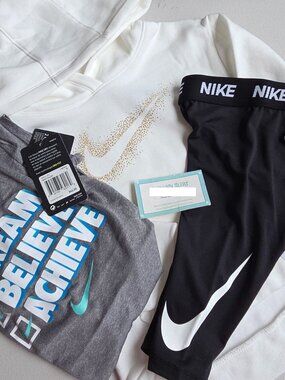 Nike Girls Size 5 Dri-fit Capri Leggings w/ Size 6 Hoodie & T-Shirt - NEW